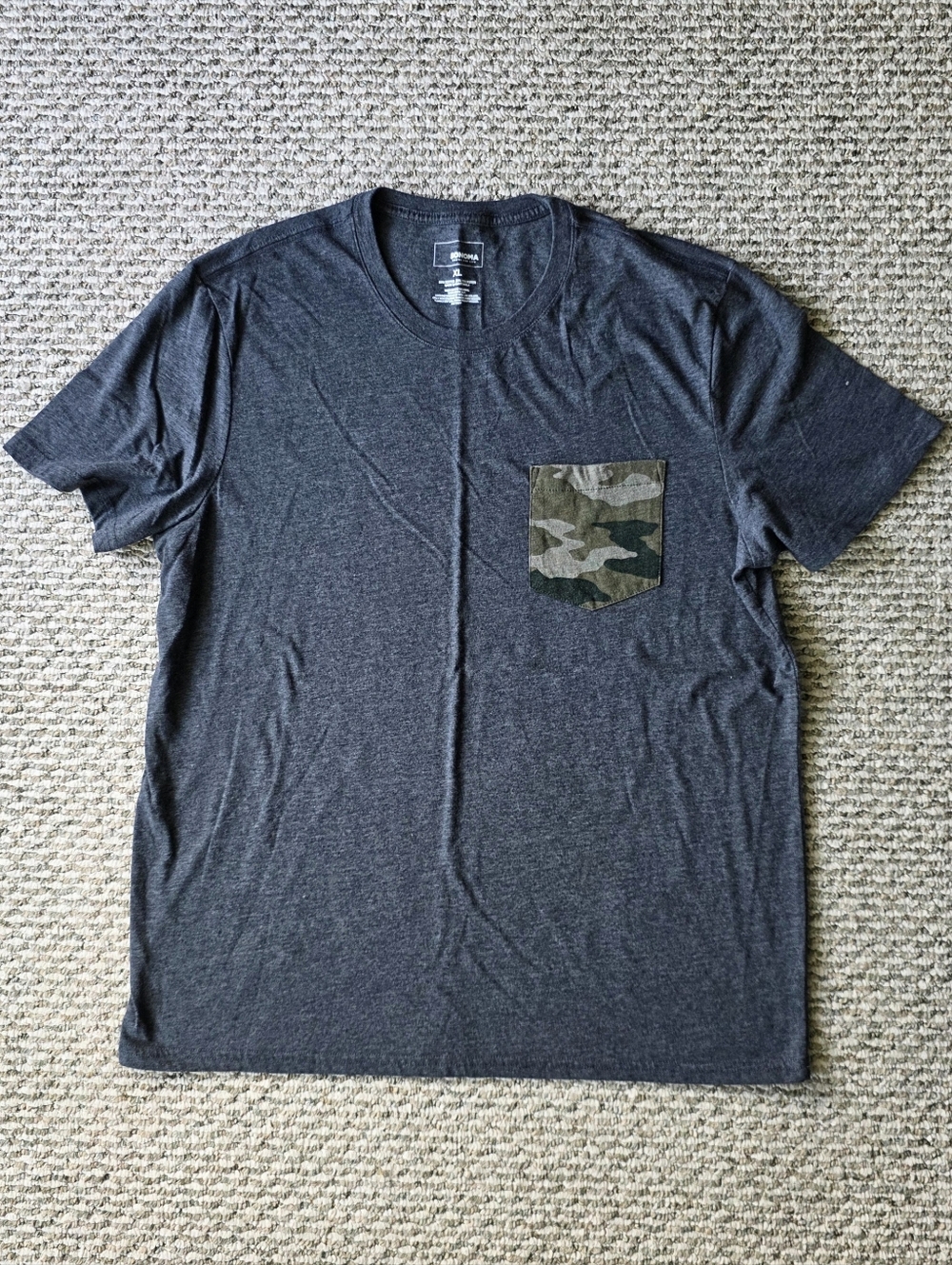 Sonoma Charcoal Short-Sleeve Tee with Camo Pocket